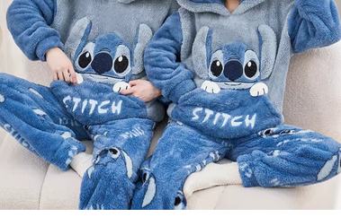 Pyjama stitch couple