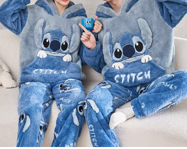 Pyjama stitch couple