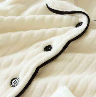 Vetement de nuit epaix doux